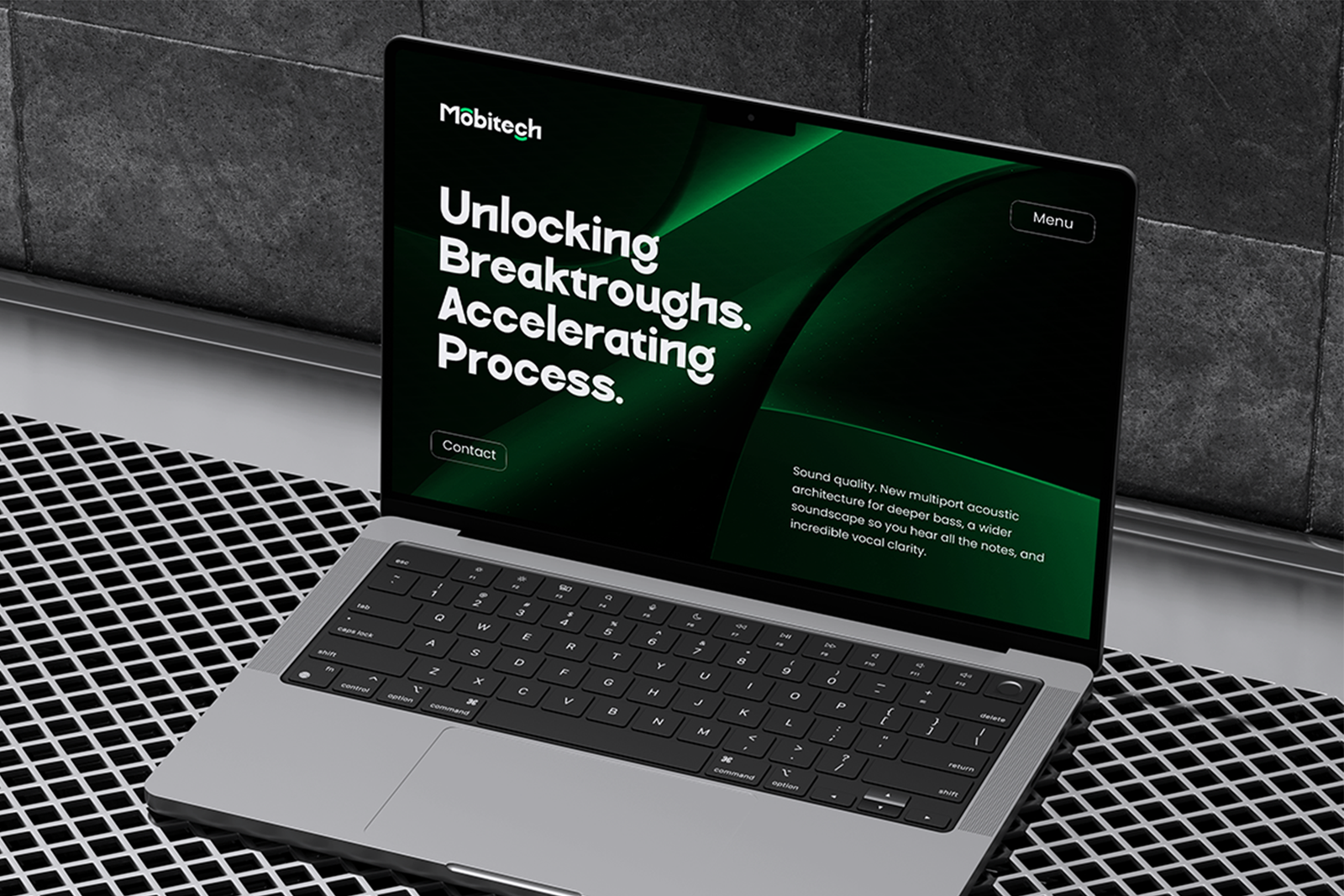 BREMER Font laptop advertising design